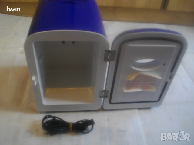 Немски мини хладилник функции изстудяване/затопляне работи на 12V и на 220V Почти нов отличен, снимка 18 - Хладилници - 51310616