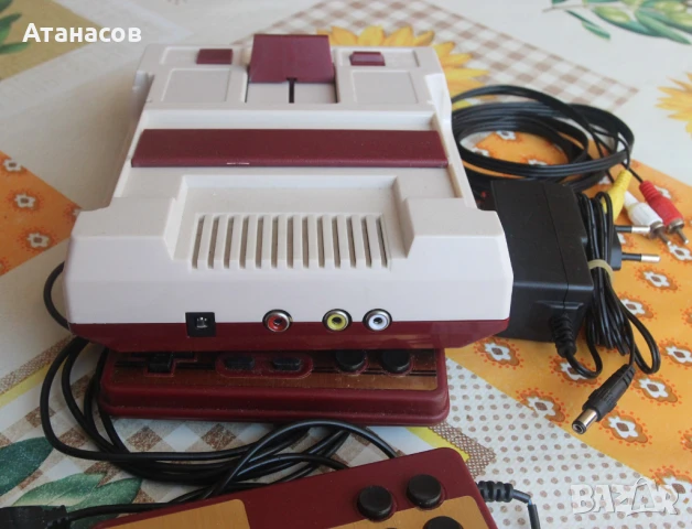 Family computer конзола - Нинтендо 8 бита, снимка 6 - Nintendo конзоли - 50513189