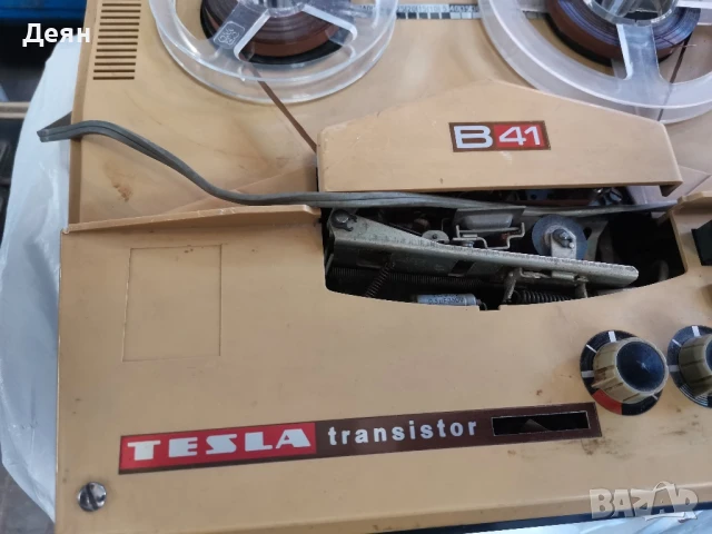 Tesla transistor b41, работещ магнитофон, снимка 5 - Радиокасетофони, транзистори - 50860627
