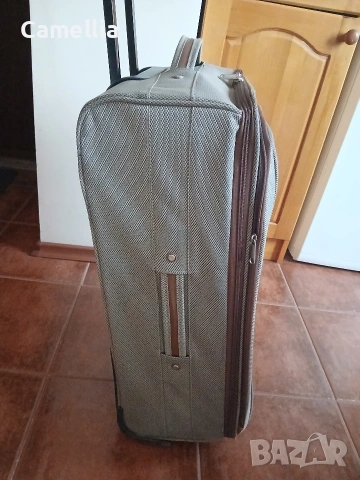 Куфар на колелца , снимка 4 - Куфари - 53888985