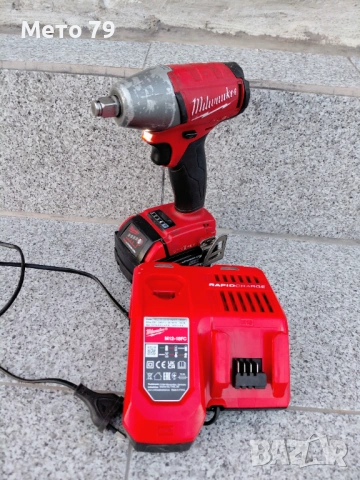 Milwaukee M18 ONEIWF 12 Гайковерт 