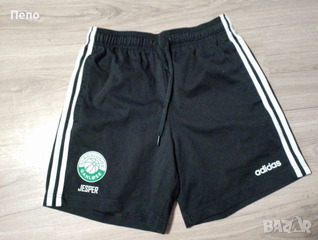 Къси гащи Adidas , снимка 1 - Къси панталони - 53848441