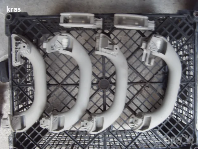 Голф 5 дръжки за врати, панти и др. части , снимка 2 - Части - 49927252