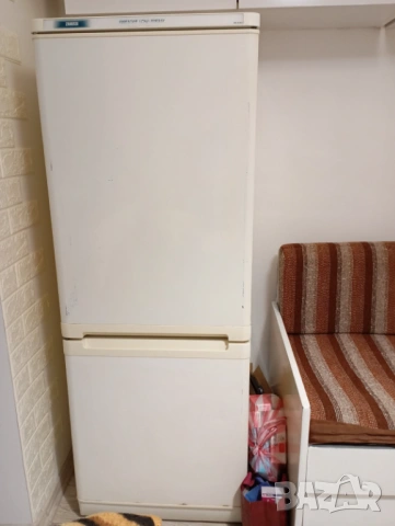 Хладилник с фризер, Зануси 1,52м.