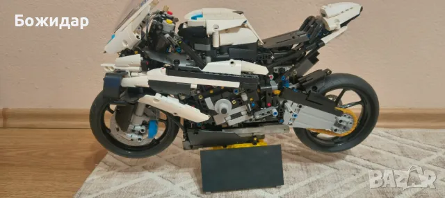 Lego Technical BMW M 1000 RR, снимка 2 - Конструктори - 49175441