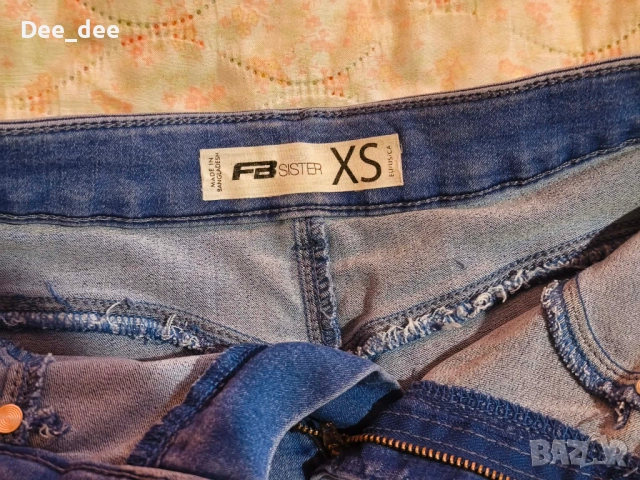 Къси дънкови панталонки FB sister, р-р XS, снимка 3 - Къси панталони и бермуди - 54204334