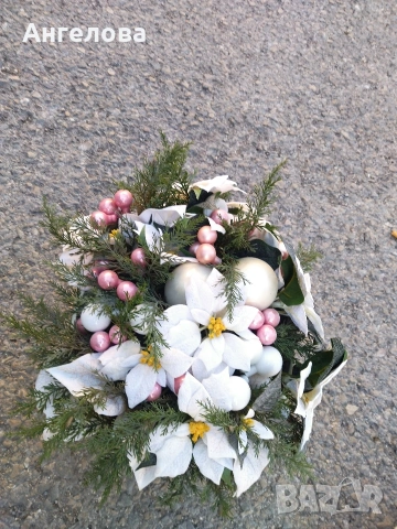 Саксия с изкуствени цветя, снимка 4 - Изкуствени цветя - 53010428