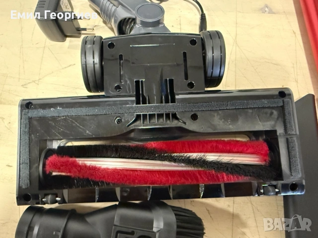 Безжична ръчна прахосмукачка тип „стик“ – V Group KB-703B, снимка 3 - Прахосмукачки - 53356278