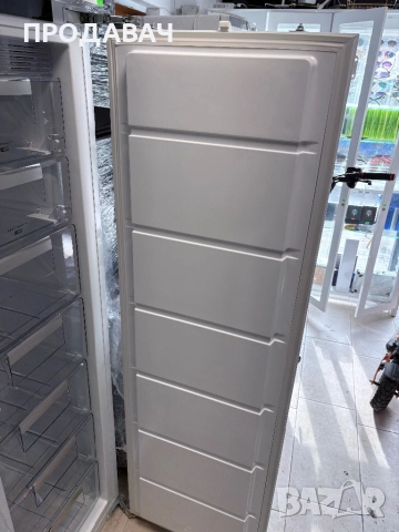 AEG ФРИЗЕР ЗА ВГРАЖДАНЕ