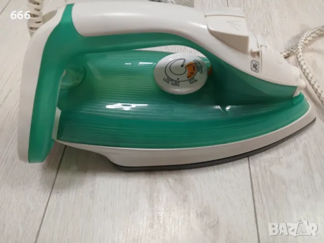 Парна Ютия TEFAL - SUPERGLISS 3510, снимка 5 - Ютии - 48081758