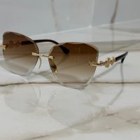 Louis Vuitton слънчеви очила с черни или кафеви стъкла, снимка 2 - Слънчеви и диоптрични очила - 45472340