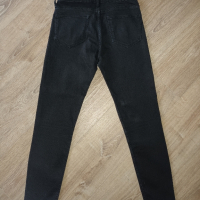 Дамски дънки H&M размер  27 / S черни, снимка 2 - Дънки - 45036732