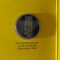 Нидерландия 2010 - Комплектен банков евро сет от 1 цент до 2 евро + възпоменателен медал, снимка 4 - Нумизматика и бонистика - 45607924