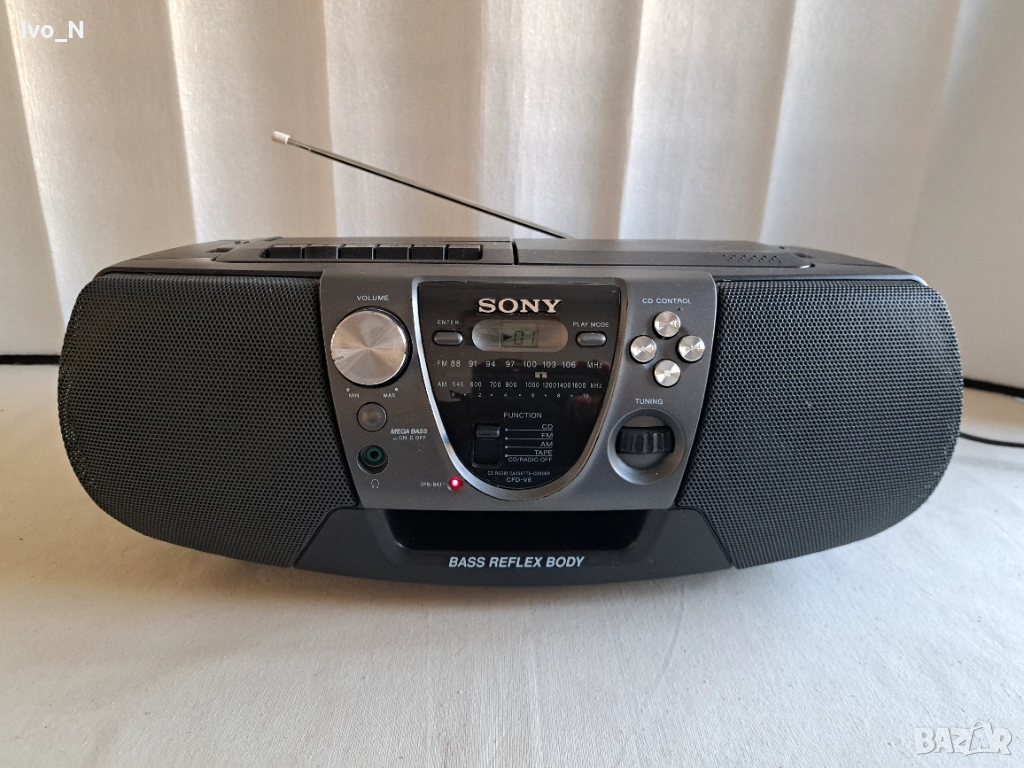 CD радиокасетофон Sony CFD-V6., снимка 1