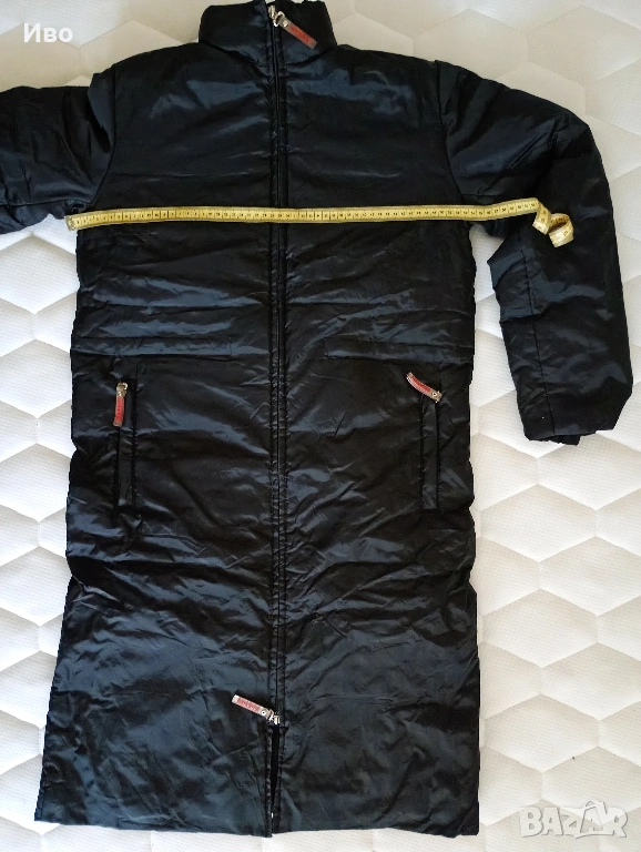 Дамско яке PRADA естествен пух, размер 14 UK, с прибираща се качулка, снимка 1