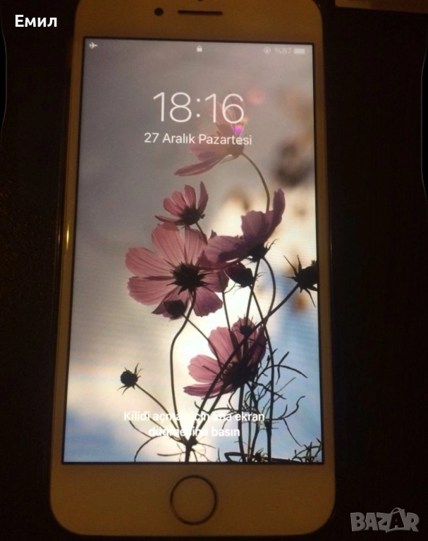 Продавам Iphone 8,много запазен,без забележки,подарък 9 калъфа, снимка 1