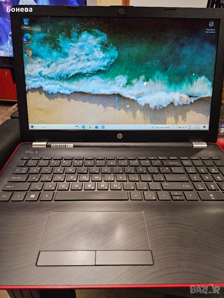 Червен лаптор HP, снимка 1