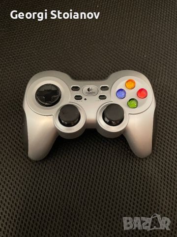 Logitech wireless gamepad F710 контролер