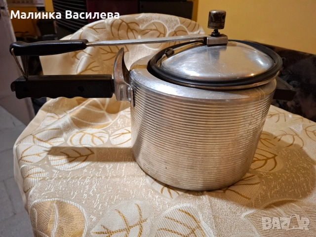 тенджера под налягане , снимка 2 - Други стоки за дома - 53080082