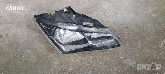 десен фар за Seat Ateca 576941006A