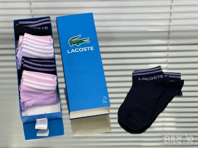 къси чорапи в кутия alo miu miu gucci versace Victoria's secret Adidas nike , снимка 5 - Дамски чорапи - 50970413