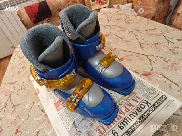 Детски ски комплект - ски 100см + обувки 21.5см + щеки , снимка 4 - Зимни спортове - 53374960