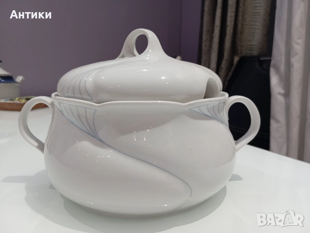 Порцеланова баварска купа маркирана 