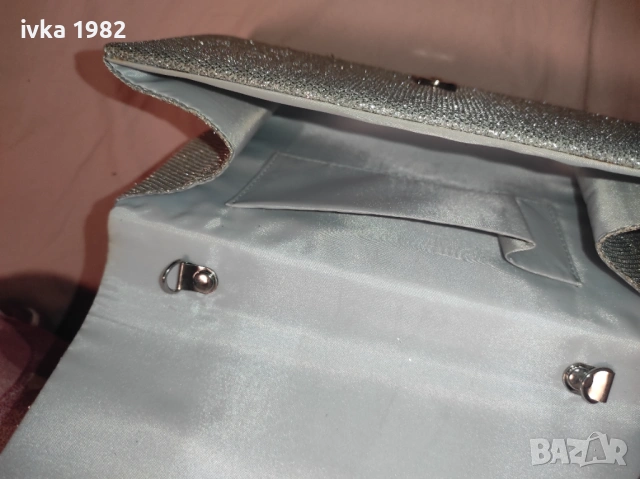 Официална чантичка , снимка 2 - Чанти - 53055944