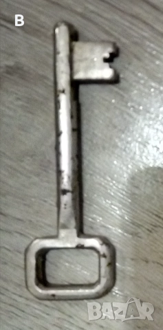 Стари ключове за брава и гардероб от соца , снимка 7 - Антикварни и старинни предмети - 50595630