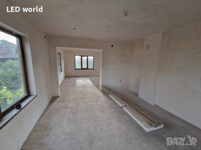 Продавам двуетажна къща в кв. Марийно Димитровград, снимка 12 - Къщи - 52541656