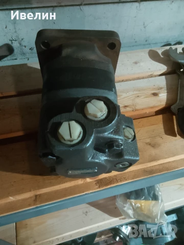 Хидро мотор бобкат 641-643, снимка 2 - Индустриална техника - 51325575