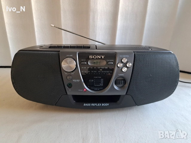 CD радиокасетофон Sony CFD-V6.
