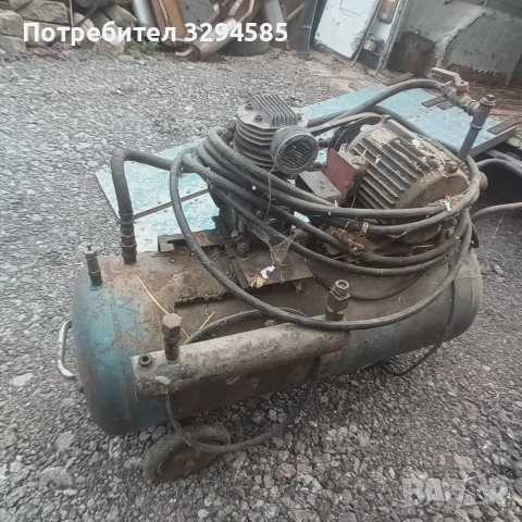 продавам компресор,трифазен с ифов компресор,бутилка 150литра