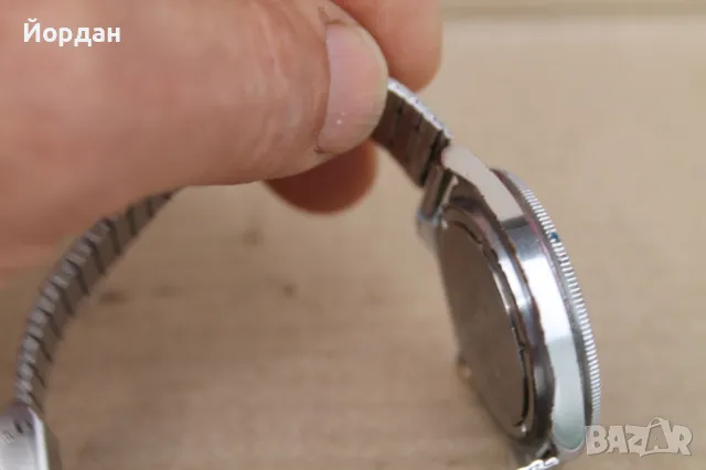 СССР мъжки ръчен часовник ''Восток'' командирски, снимка 3 - Мъжки - 49651879