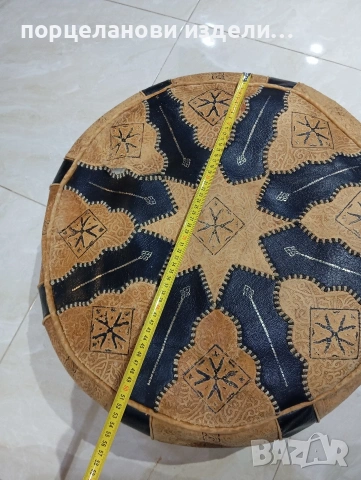 Автентичен марокански пуф табуретка ръчно изработен от естествена кожа , снимка 2 - Антикварни и старинни предмети - 53976352