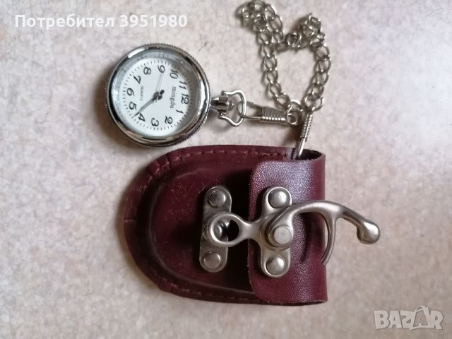 Часовници, снимка 7 - Антикварни и старинни предмети - 45320556