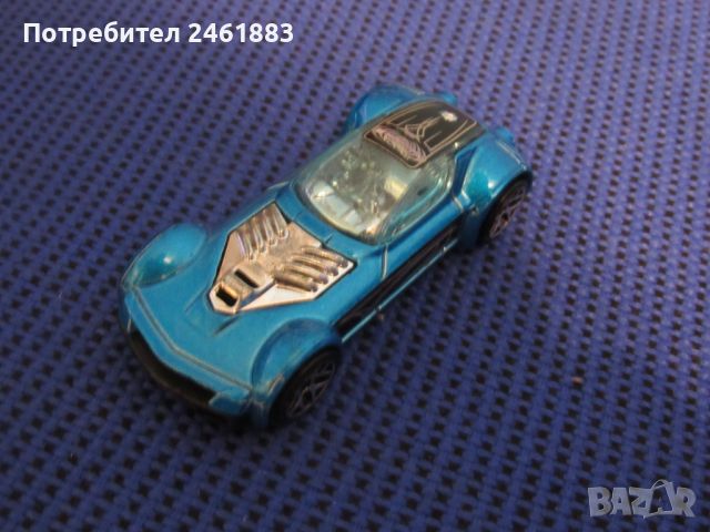 Hot Wheels Ballistic, снимка 1 - Коли, камиони, мотори, писти - 46040558