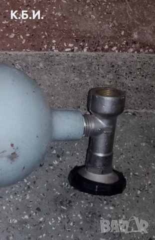 Продавам желязни бутилкаи 2 броя - 4L - 200 BAR - АТМОСФЕРИ работно налягане, снимка 3 - Въздушно оръжие - 54064043