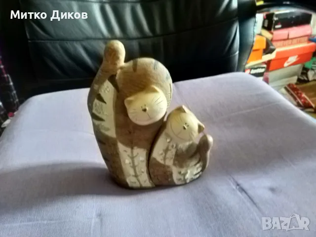 Дървени котета два броя за украса 16 и 11 см отлични