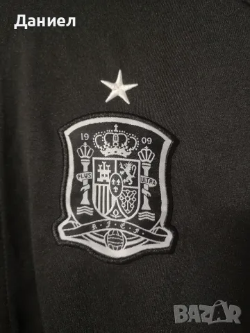 Горнище на Испания , снимка 3 - Спортни дрехи, екипи - 49732851