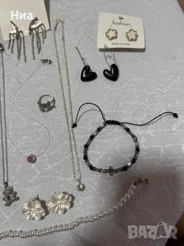 Бижута, снимка 5 - Колиета, медальони, синджири - 54072642