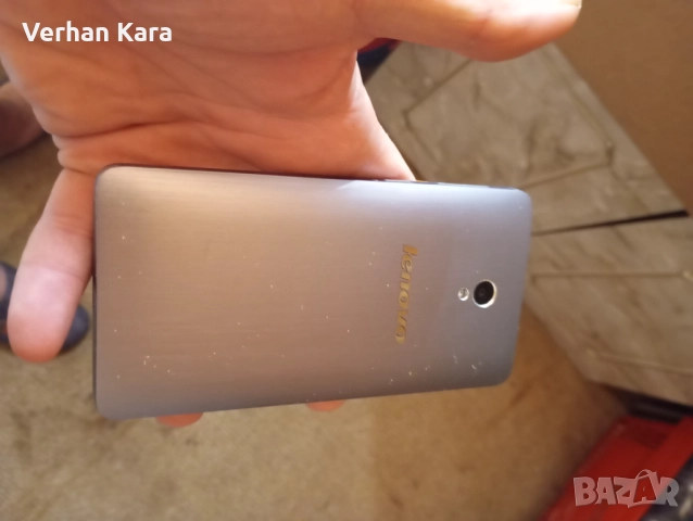 İki telefon , снимка 4 - Резервни части за телефони - 51779190