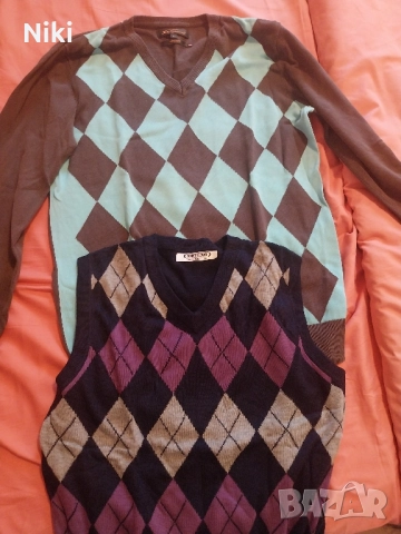 Пуловери от добри марки., снимка 9 - Пуловери - 52475834