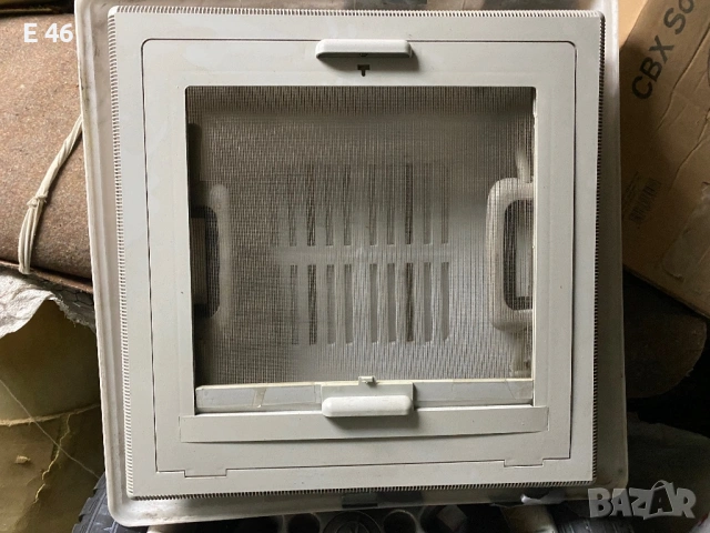 Люк за кемпер/каравана 40/40 см.