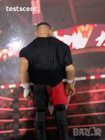 Екшън фигура WWE Samoa Joe Самоа Джо Black/Red Basic Mattel играчка, снимка 6 - Фигурки - 48830891