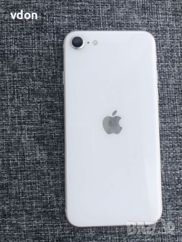 Iphone SE 2022 64gb отличен + подаръци, снимка 1 - Apple iPhone - 46040253