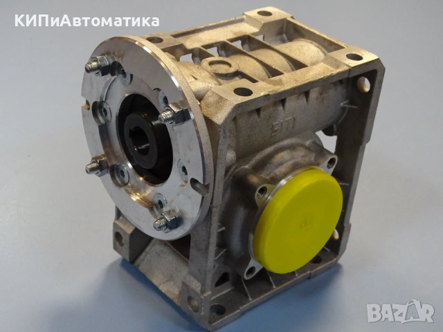 Червячен редуктор SITI MU 50 C11 Worm Reducer size-50 ratio-30, снимка 8 - Резервни части за машини - 53166345