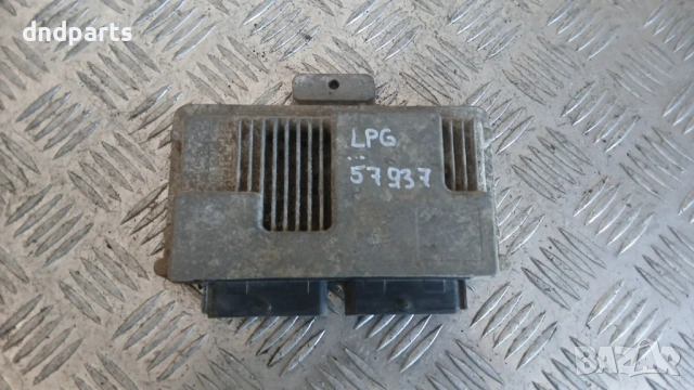 Компютър ГИ TEC 10R-042723 67R-010335