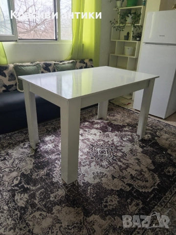 Трапезна, нова маса бял гланц, снимка 6 - Маси - 53689302