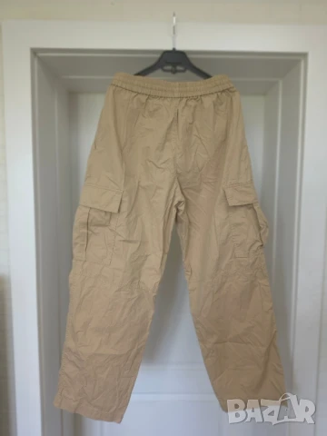 Бежов панталон ARKET - M размер , снимка 4 - Панталони - 50756906